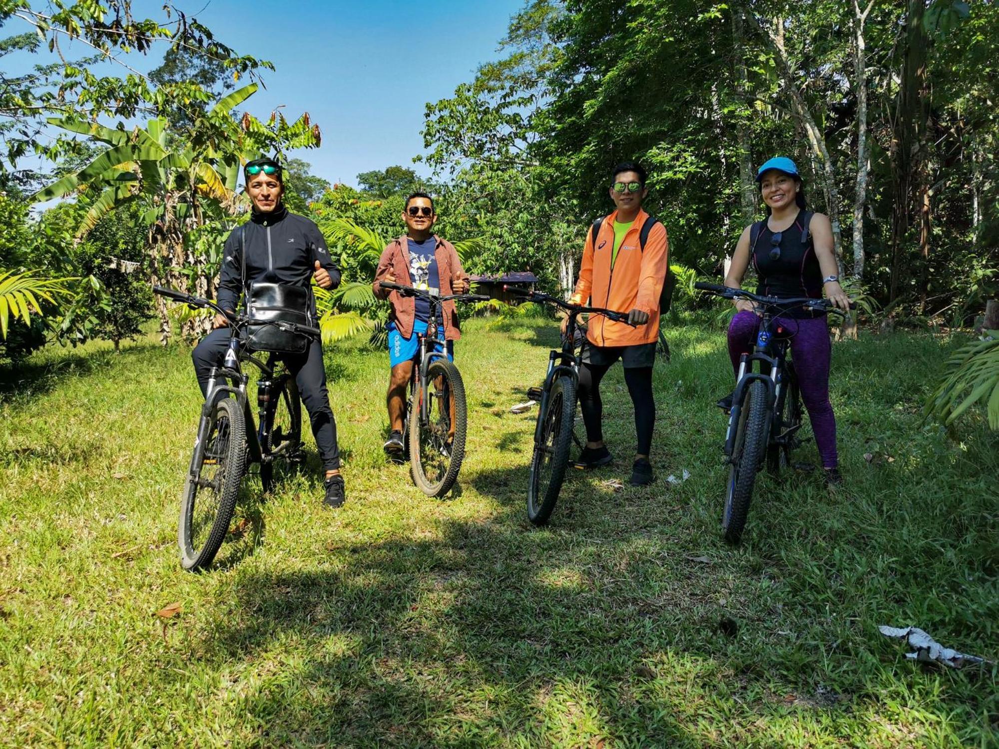 Castana Amazon Park Hostel ปูแอร์โต มัลโดนาโด ภายนอก รูปภาพ